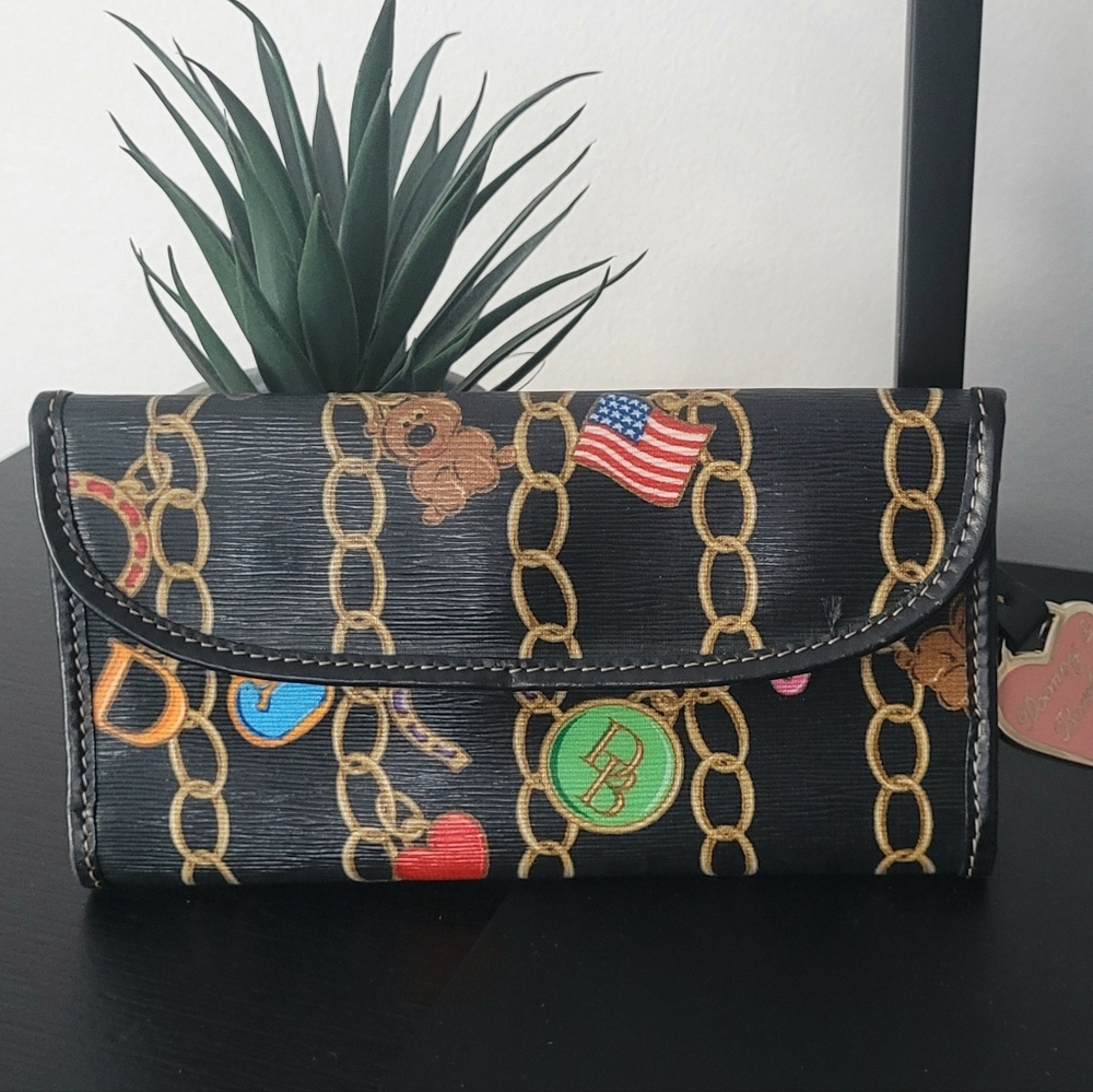 Doony & Bourke Black Charm Wallet with pink heart Charm RARE